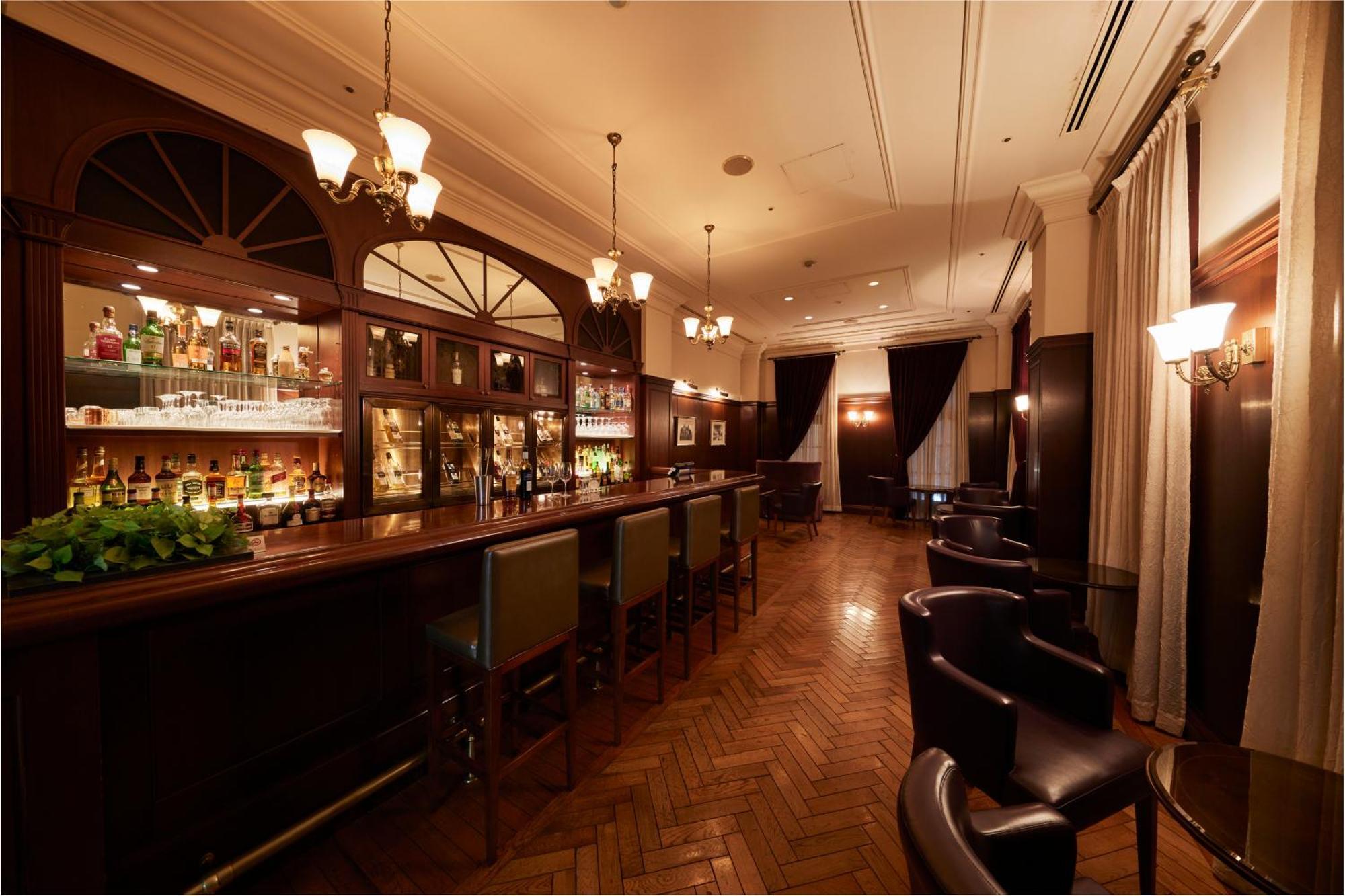 Hotel Den Haag Huis Ten Bosch Sasebo Eksteriør billede The bar at the New York Palace
