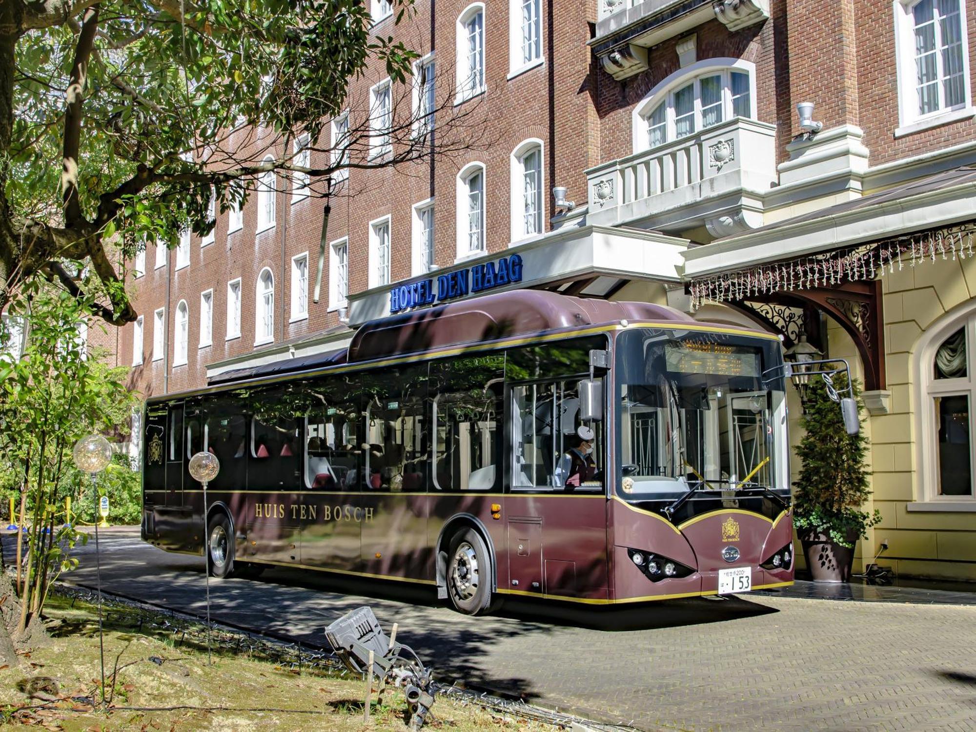 Hotel Den Haag Huis Ten Bosch Sasebo Eksteriør billede The first electric bus in the world, the BYD e6, in service in Shenzhen, China