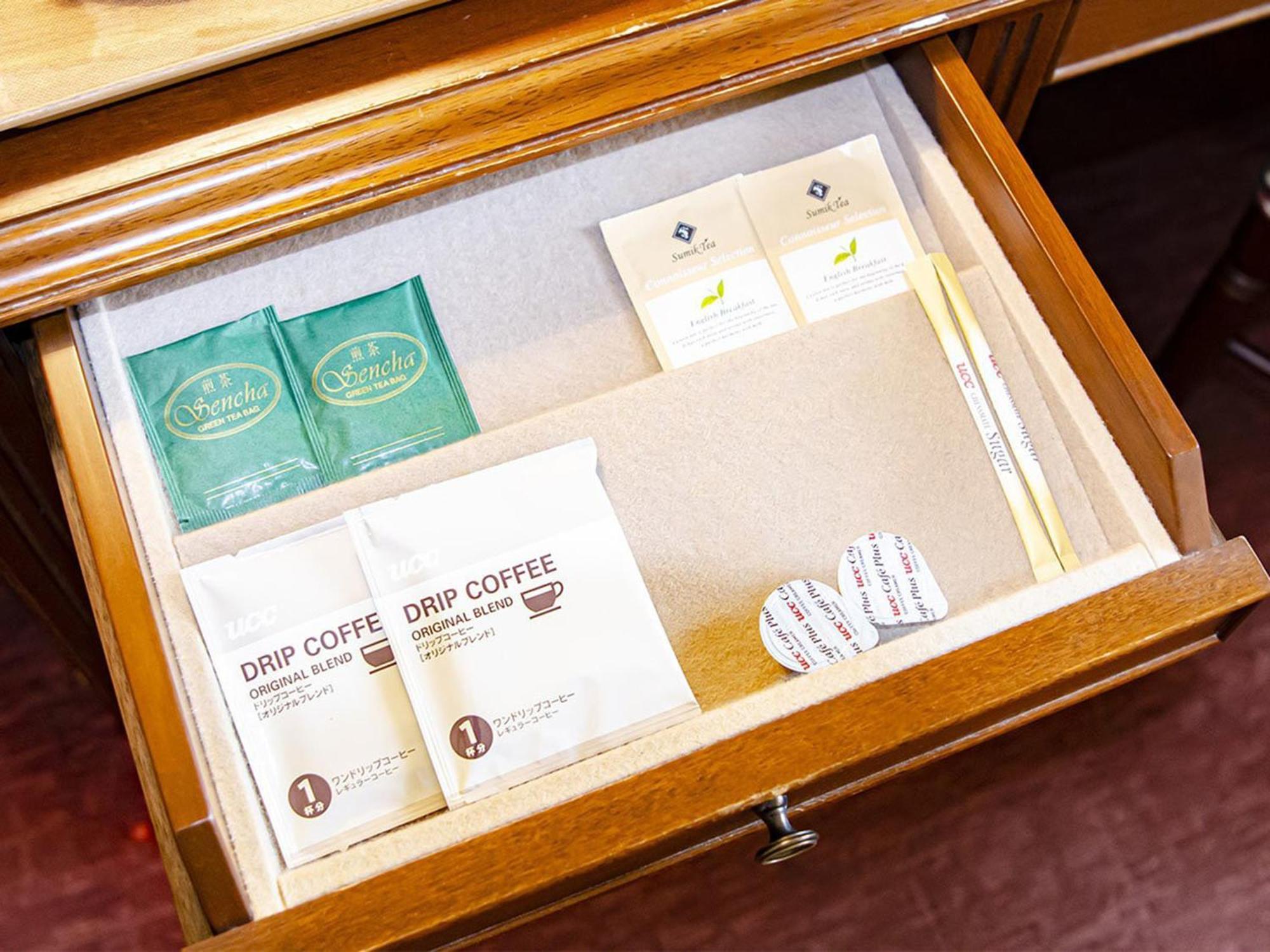 Hotel Den Haag Huis Ten Bosch Sasebo Eksteriør billede Drip coffee in a drawer